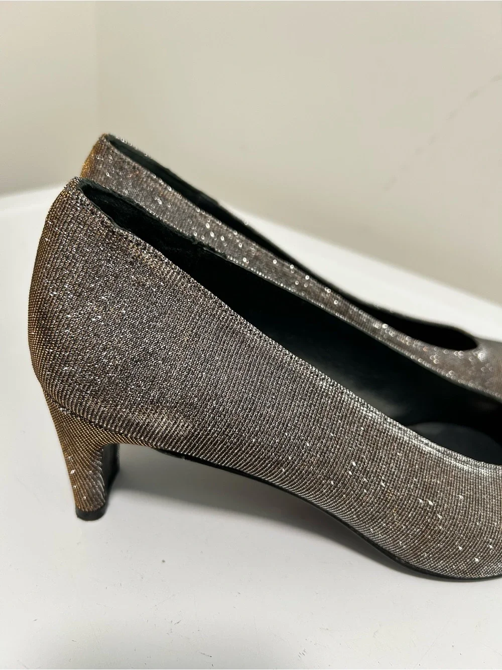 Stuart Weitzman Sparkly Silver Gold Heels Size 10N Narrow